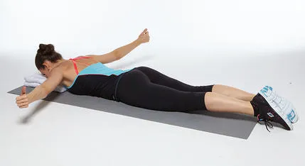 Супермен (Superman) — підніміть великі пальці вверх